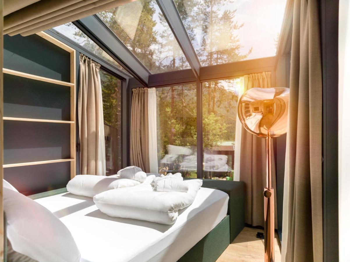 Skyview Chalets Am Camping Toblacher See Exterior foto