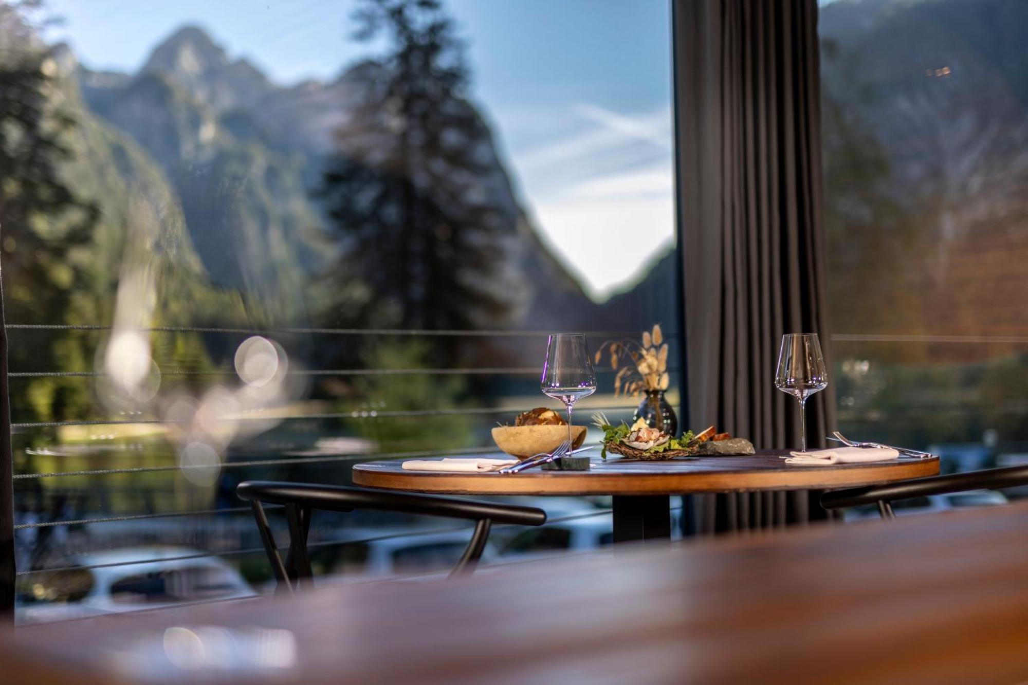 Skyview Chalets Am Camping Toblacher See Exterior foto