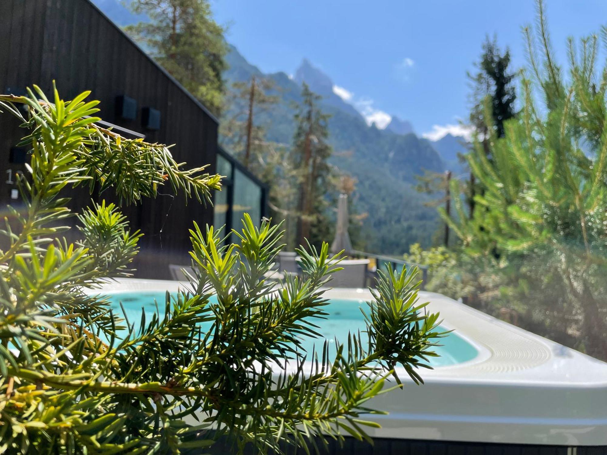 Skyview Chalets Am Camping Toblacher See Exterior foto