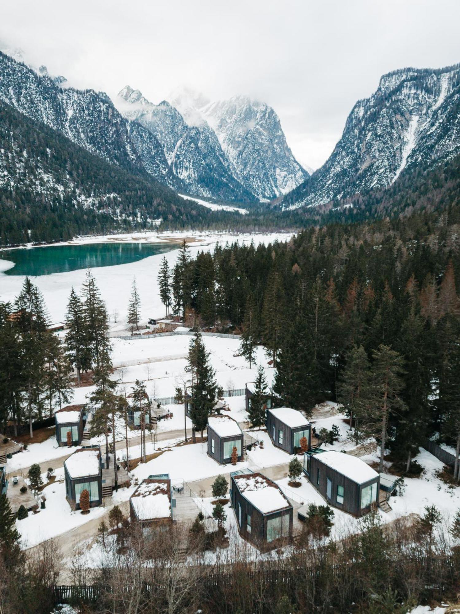 Skyview Chalets Am Camping Toblacher See Exterior foto